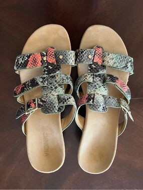 Vionic Radia Orthoheel Womens 9 Adjustable 3 Strap Buckle Snakeskin Print Sandal